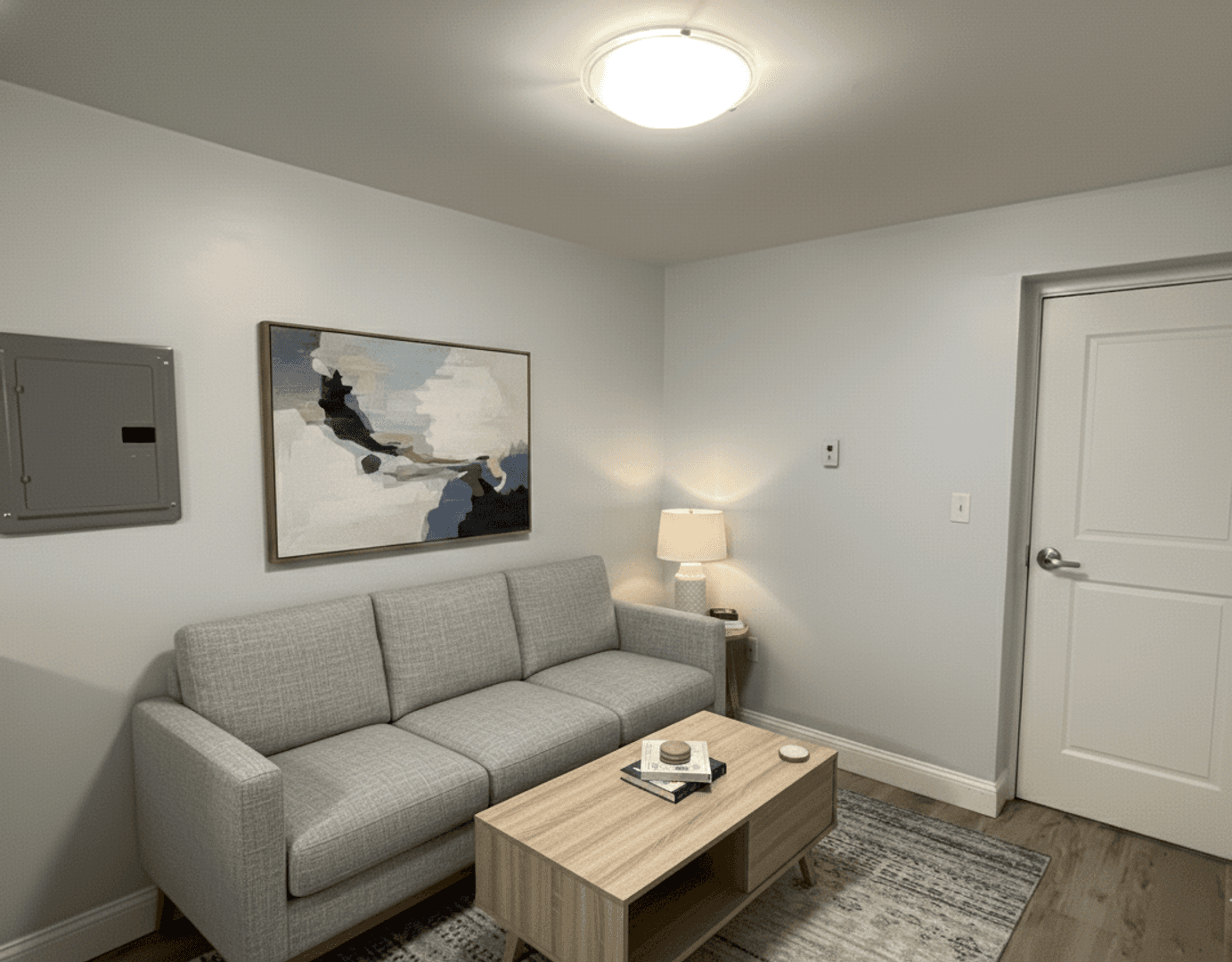 Salem Apartment: 233 Lafayette St