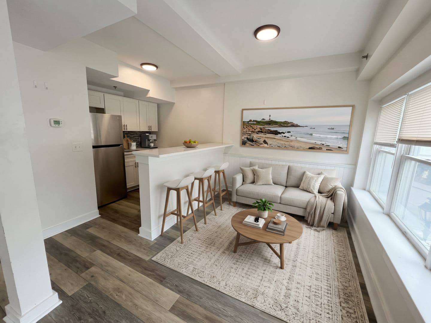 Onset Apartment: 211 Onset Avenue