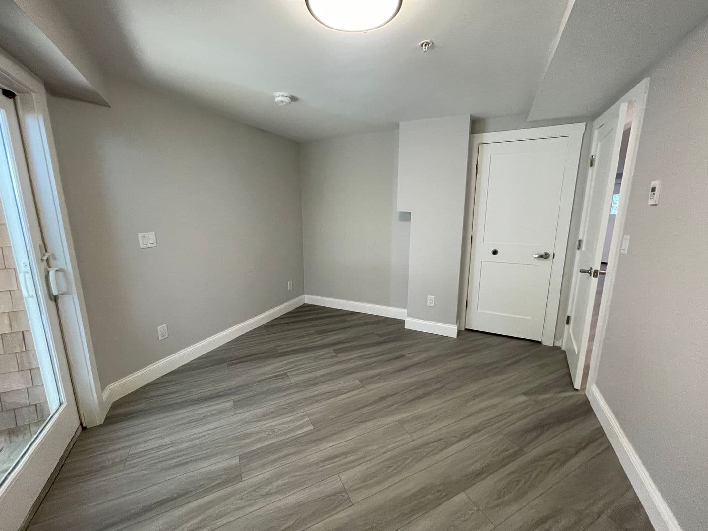 Harwich Apartment: 328 Bank Street