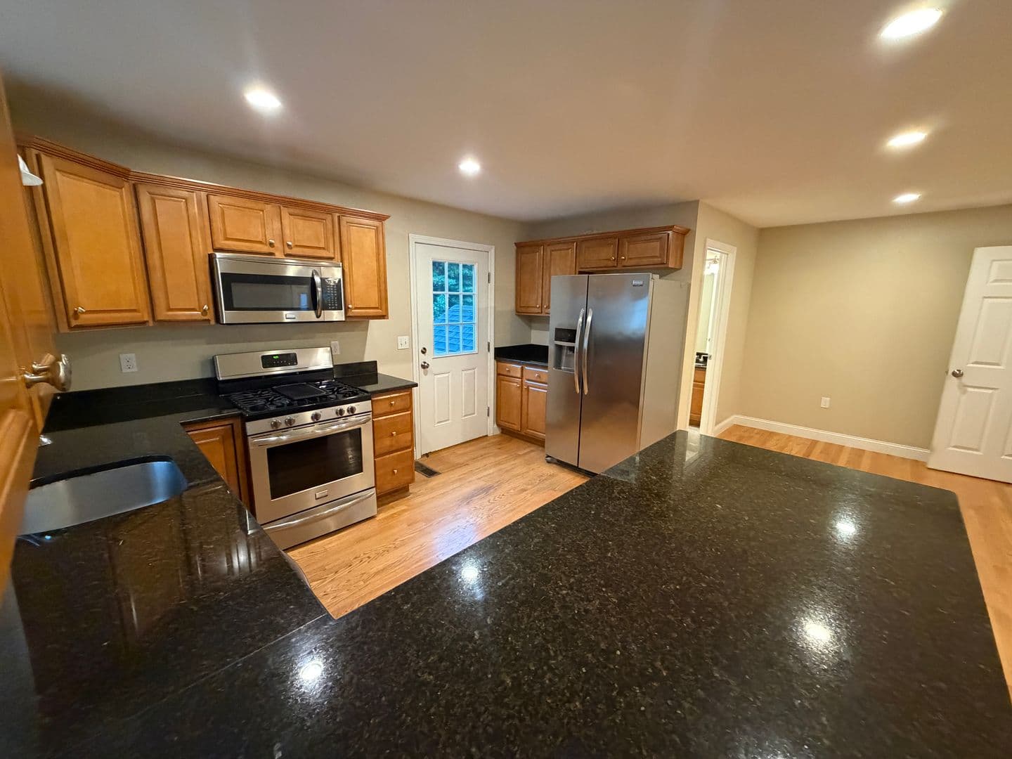 Whitman Apartment: 855 Temple Street