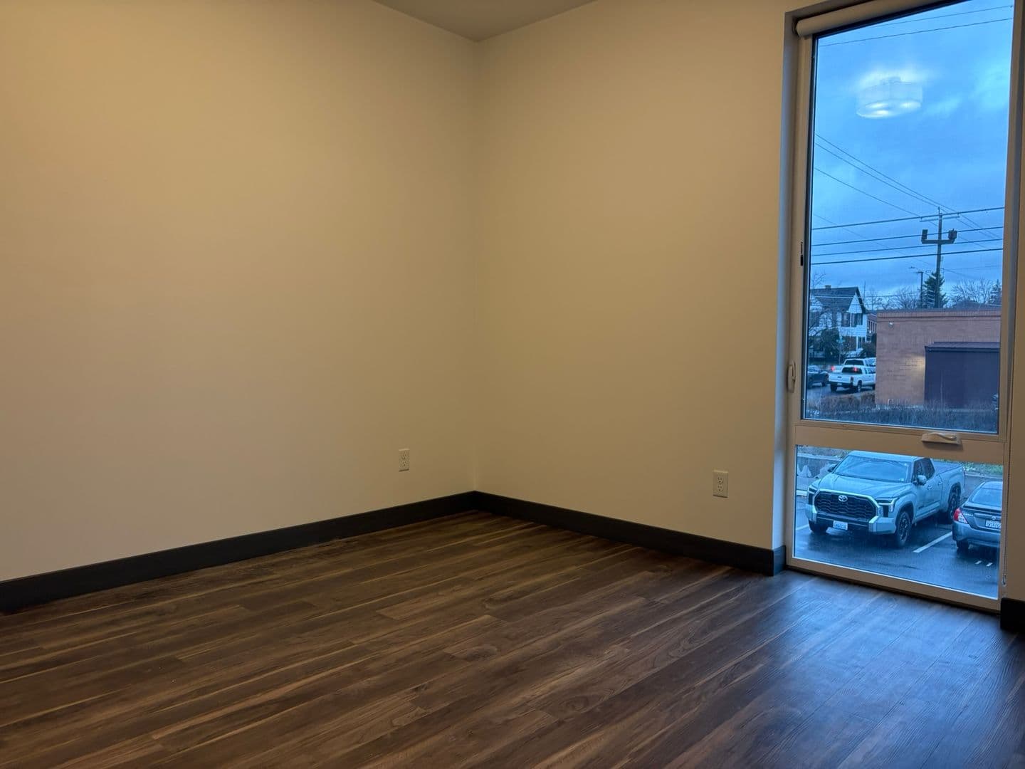 Spokane Apartment: 1310 W College Ave #201