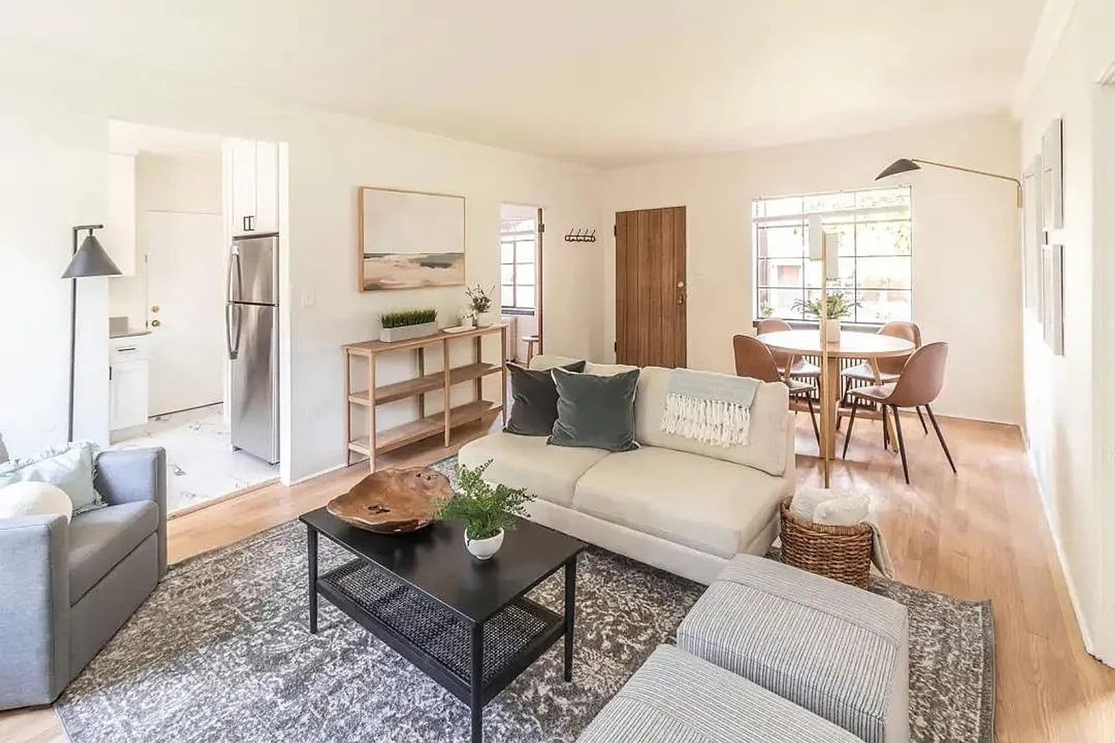 Spokane Apartment: 223 W 9th Ave