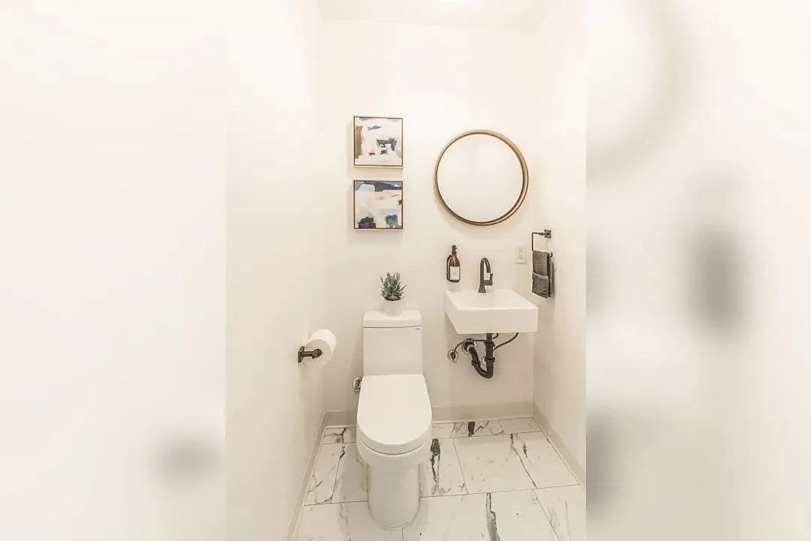Spokane Apartment: 223 W 9th Ave
