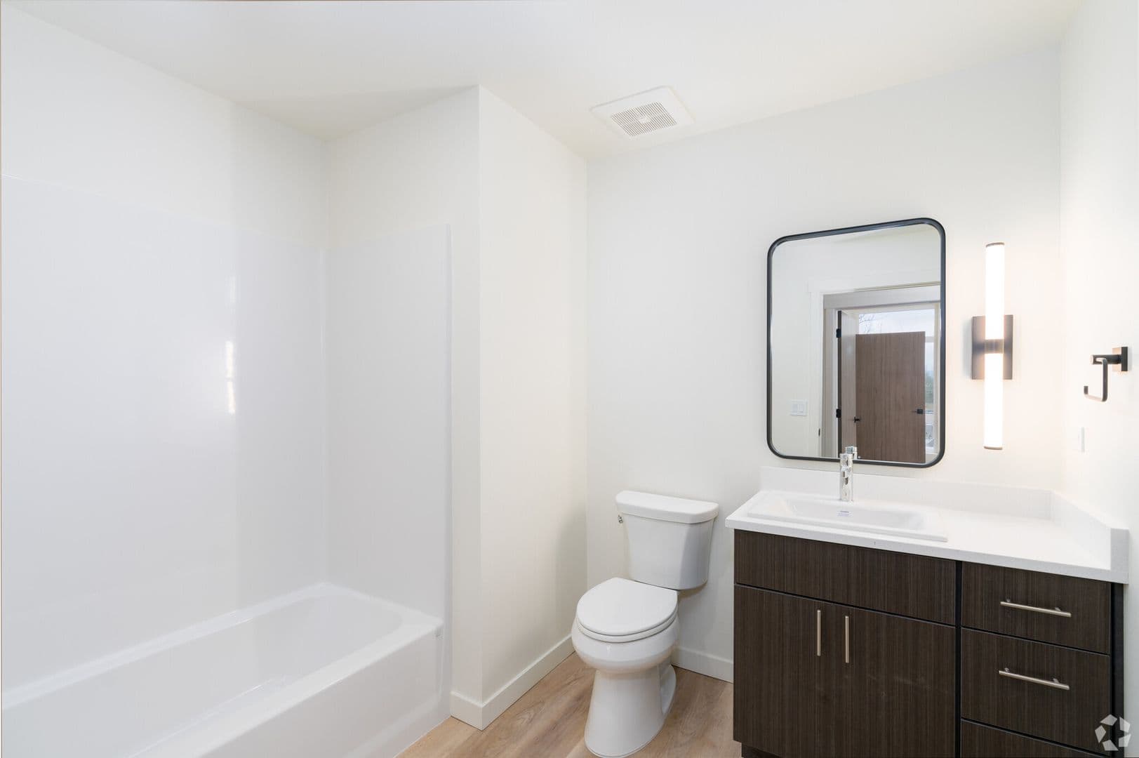 Spokane Apartment: 3909 N Wall St