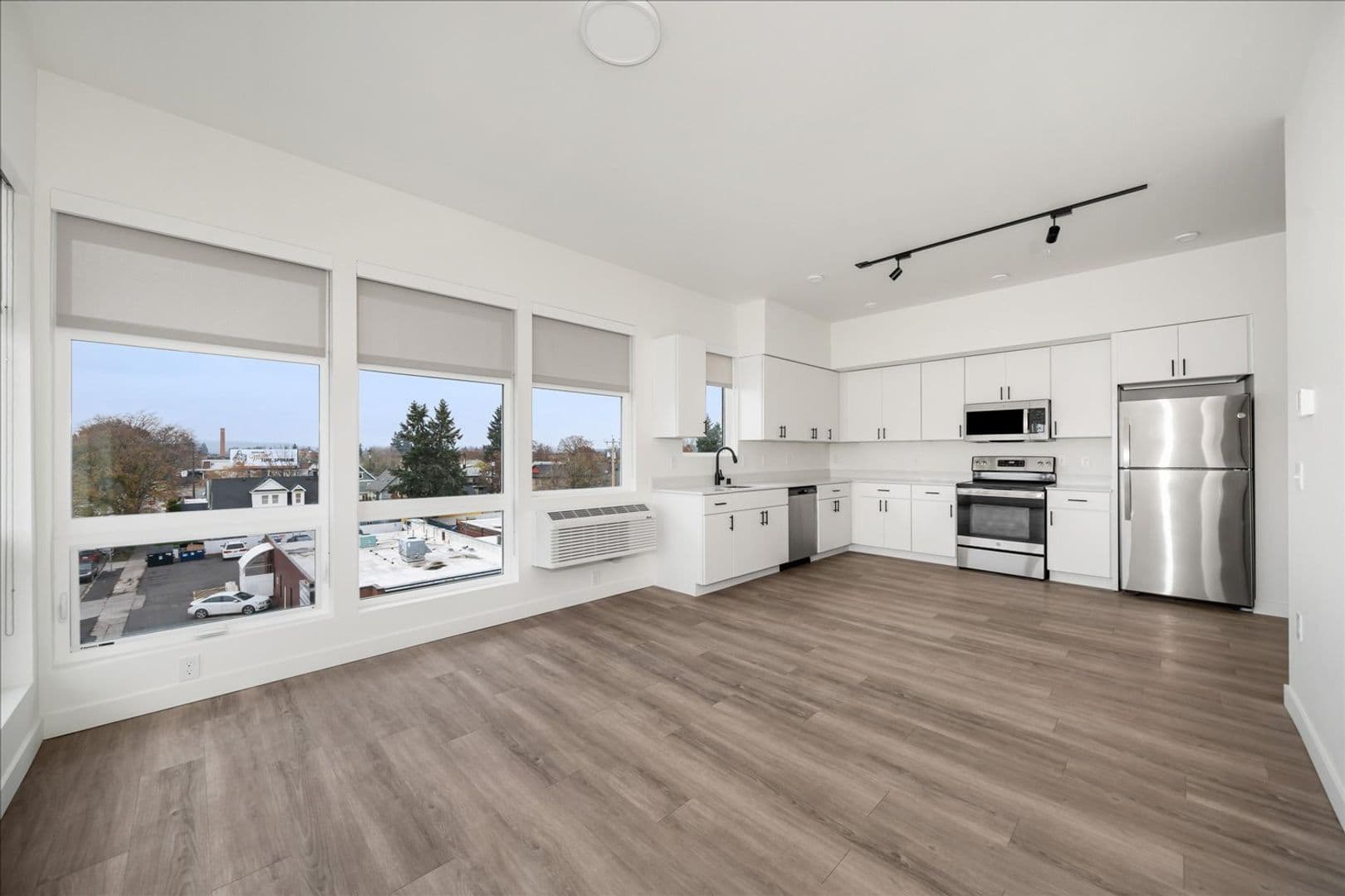 Spokane Apartment: 2002 N Monroe St