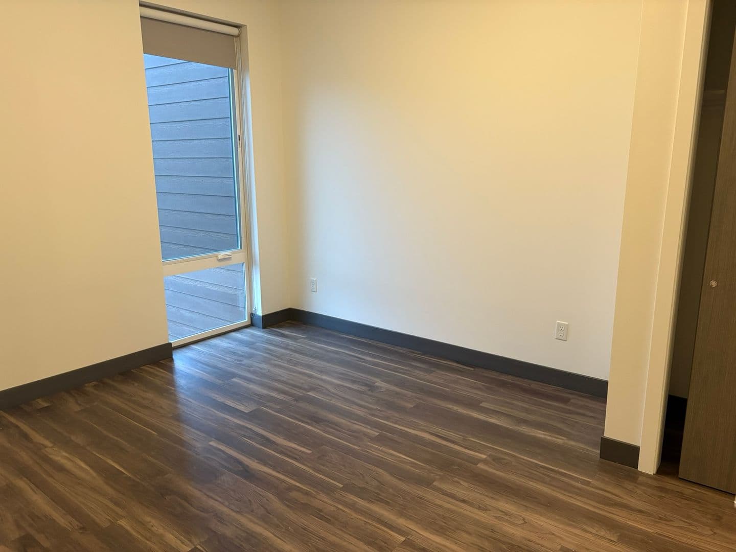 Spokane Apartment: 1310 W College Ave #201