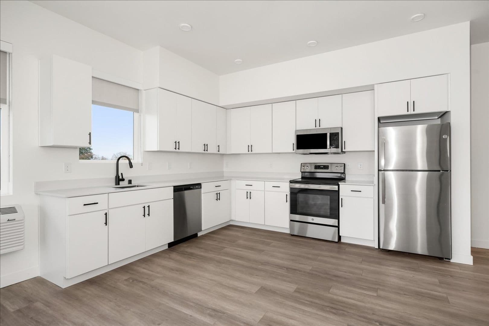 Spokane Apartment: 2002 N Monroe St