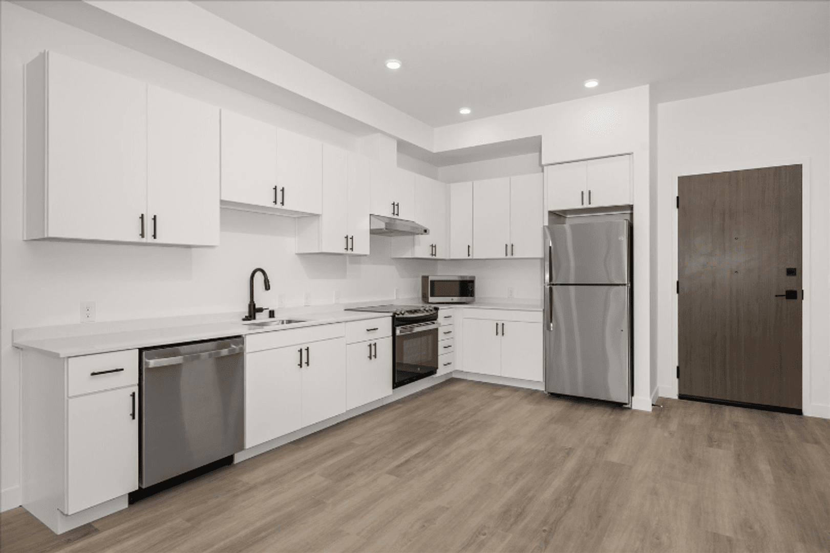 Spokane Apartment: 2002 N Monroe St