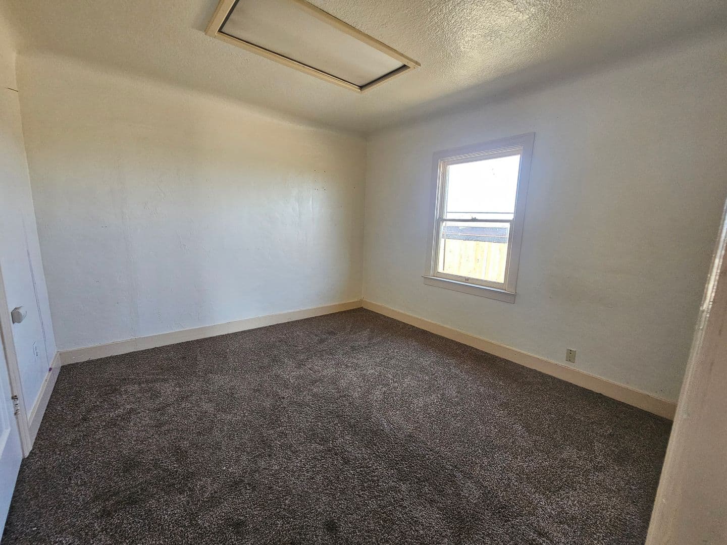 Dinuba House: 10549 S Alta Ave. #A