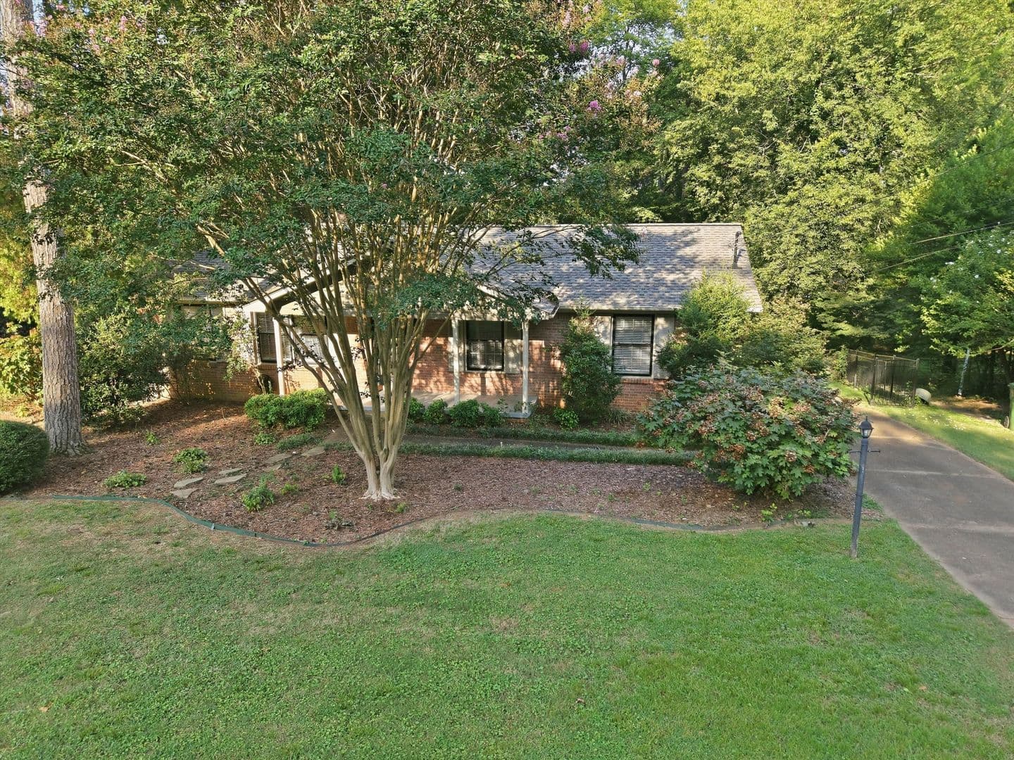 Huntsville House: 4006 Devon Street SE