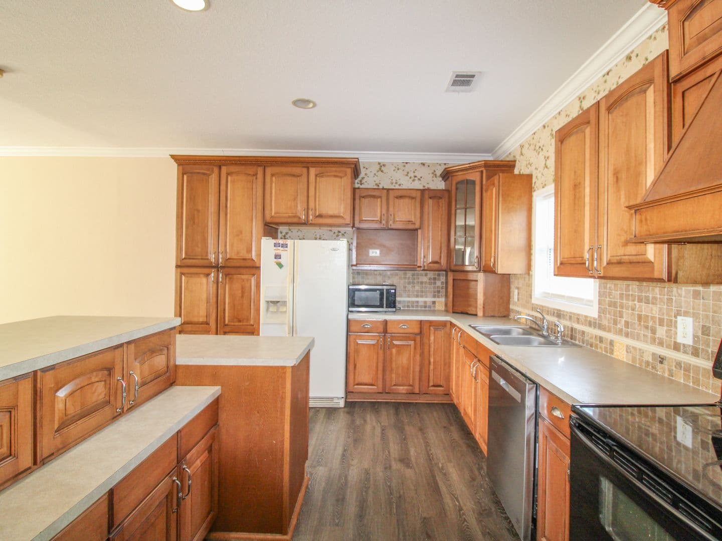 Pulaski Townhome: 124 Meadows Lane