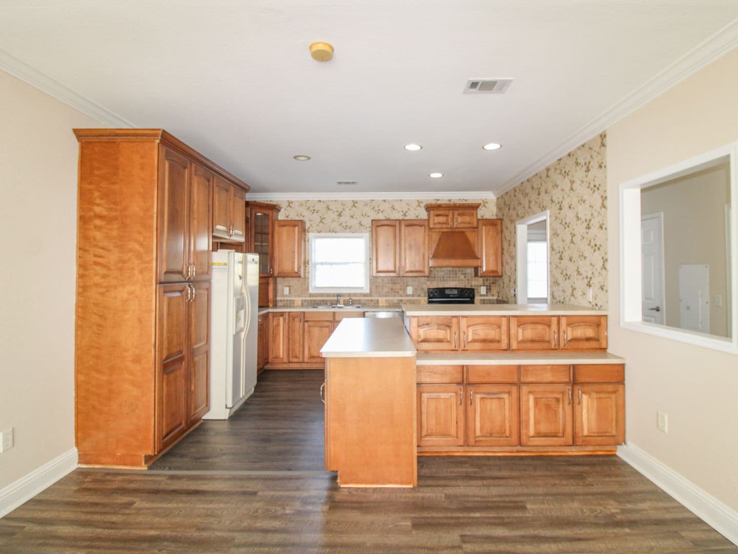 Pulaski Townhome: 124 Meadows Lane