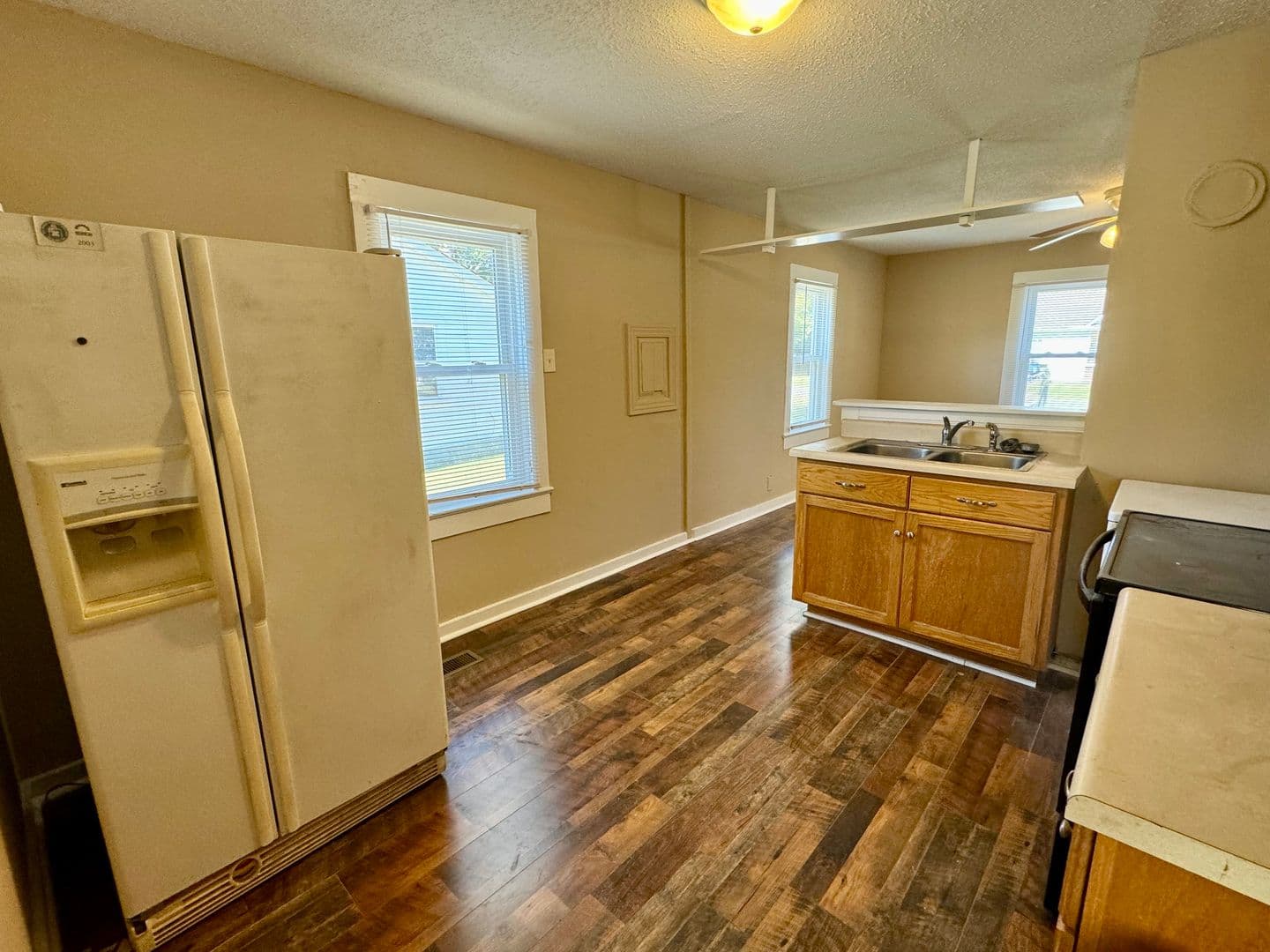 Athens House: 410 Chestnut Street