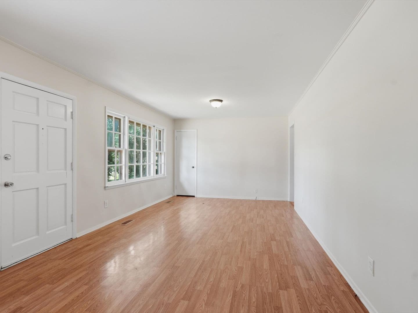 Athens House: 704 Jackson Drive