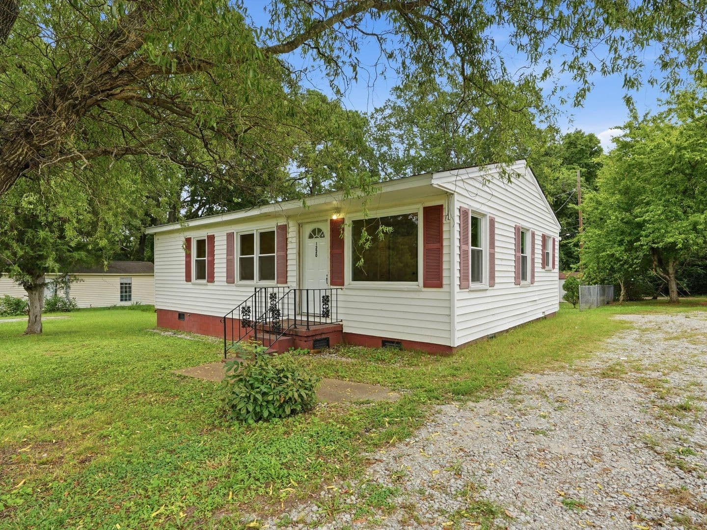 Decatur House: 1220 19th Avenue SE
