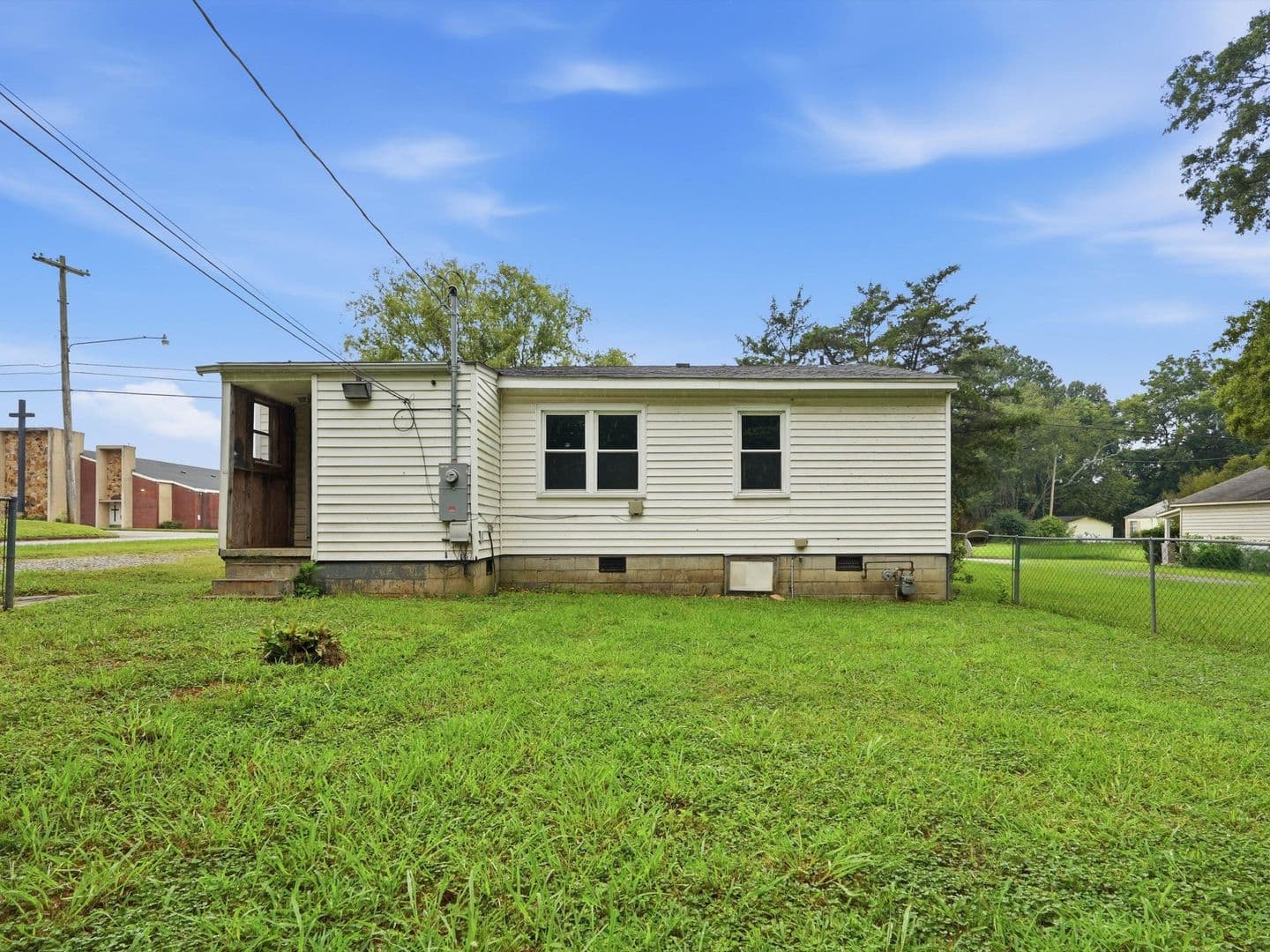 Decatur House: 1220 19th Avenue SE