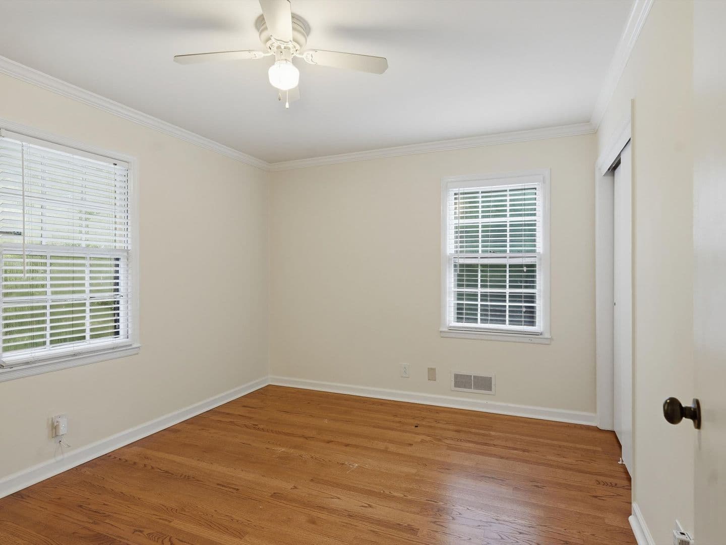 Huntsville House: 4006 Devon Street SE