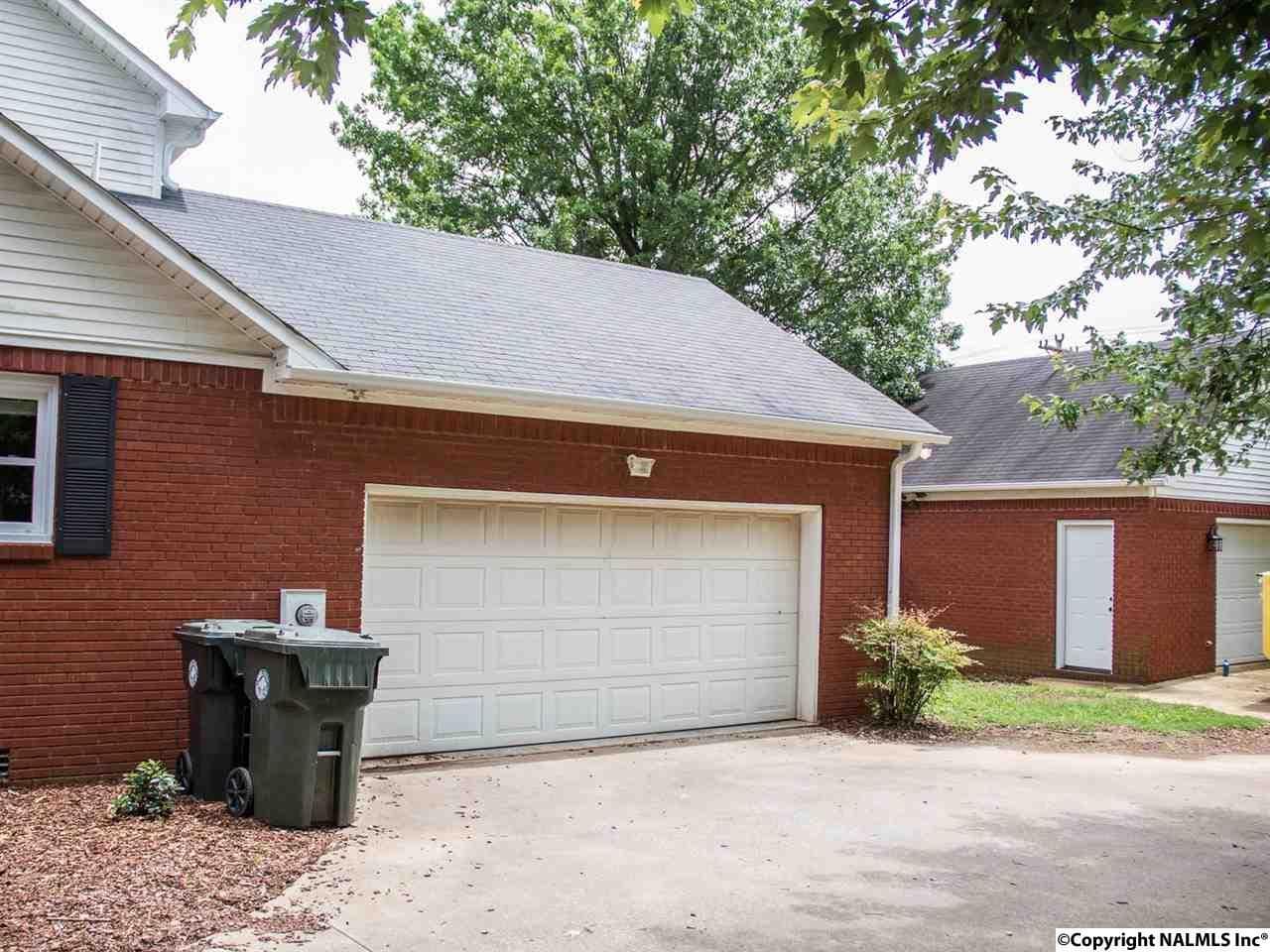 Athens House: 24120 Dee Drive
