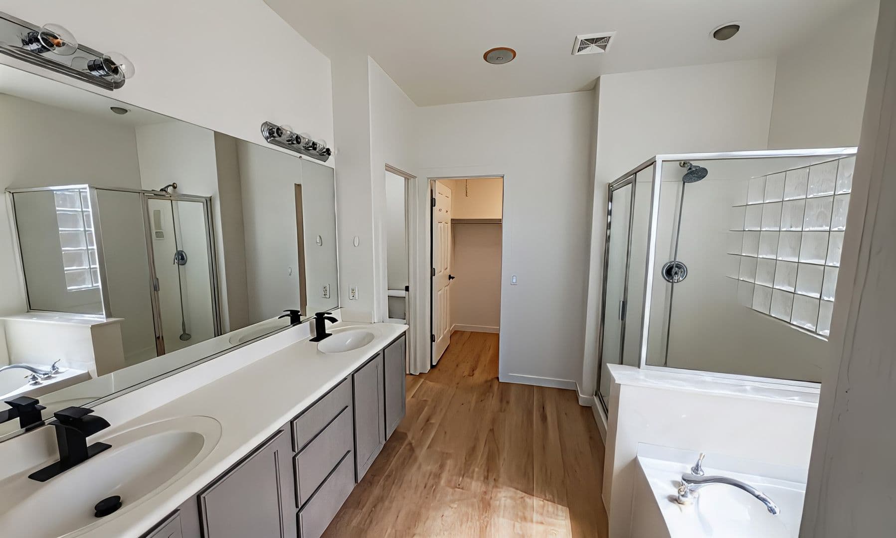 SAN TAN VALLEY House: 29810 N. LITTLE LEAF DR