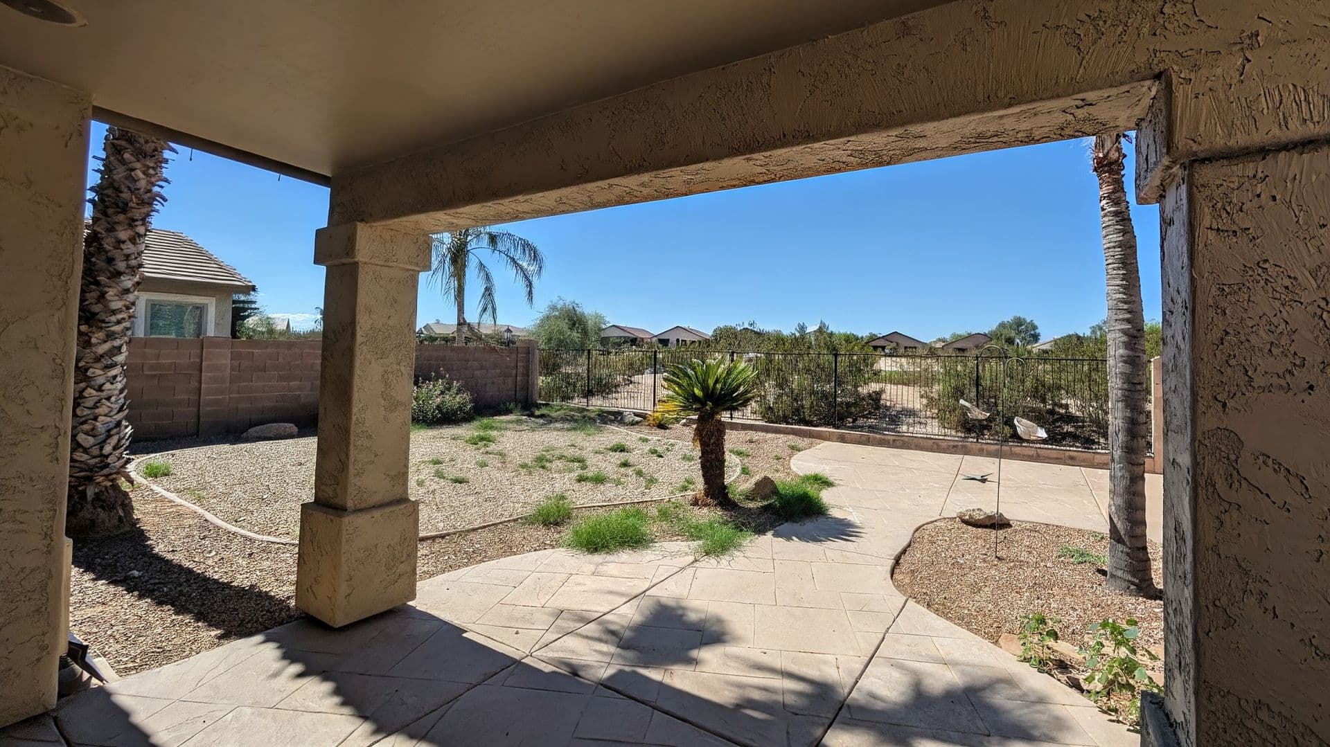 SAN TAN VALLEY House: 29810 N. LITTLE LEAF DR