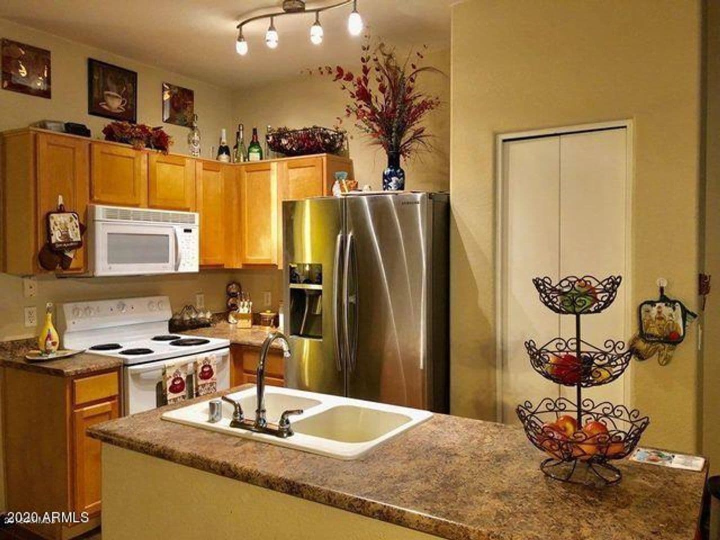 PHOENIX House: 4909 S. 15TH PLACE