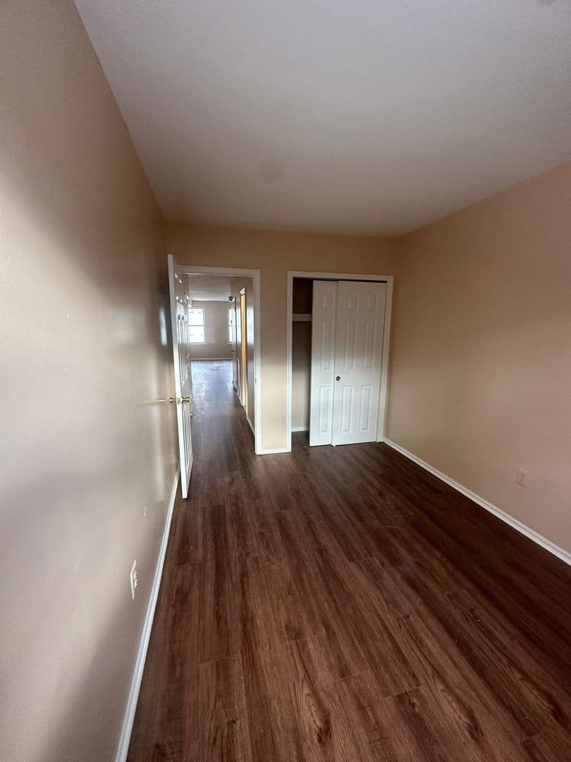 Philadelphia Apartment: 2830 Saxton Road