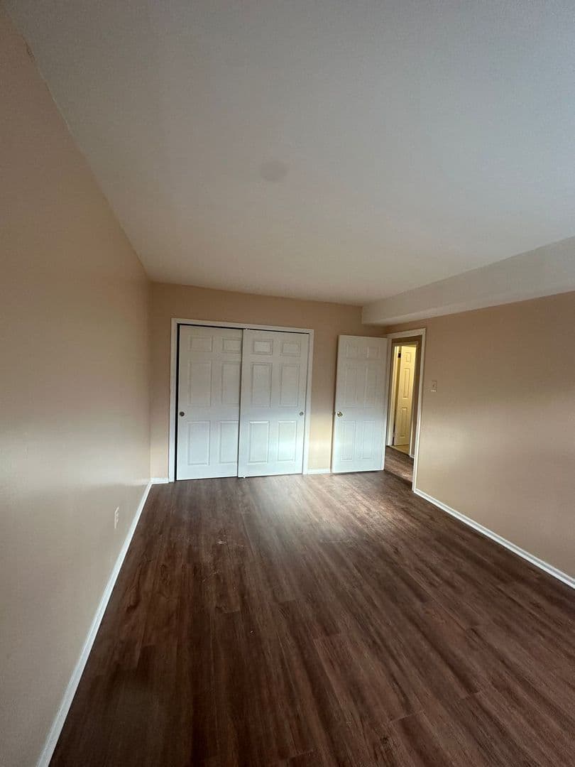 Philadelphia Apartment: 2830 Saxton Road