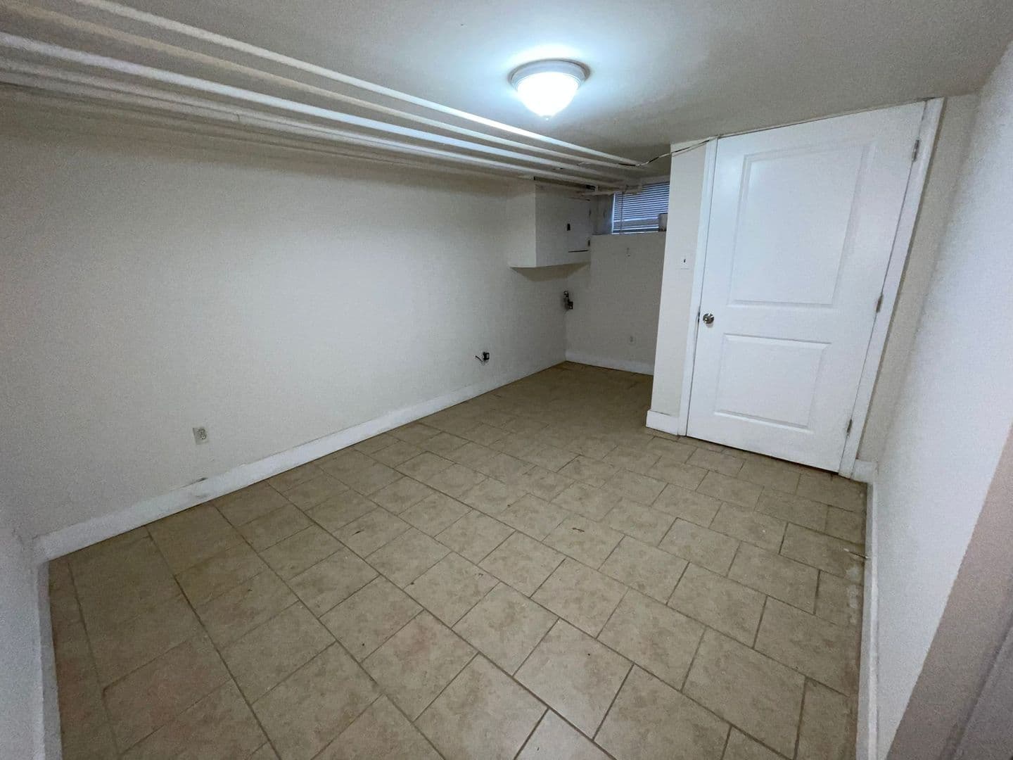 Philadelphia Multiplex: 6430 1/2 Tulip Street