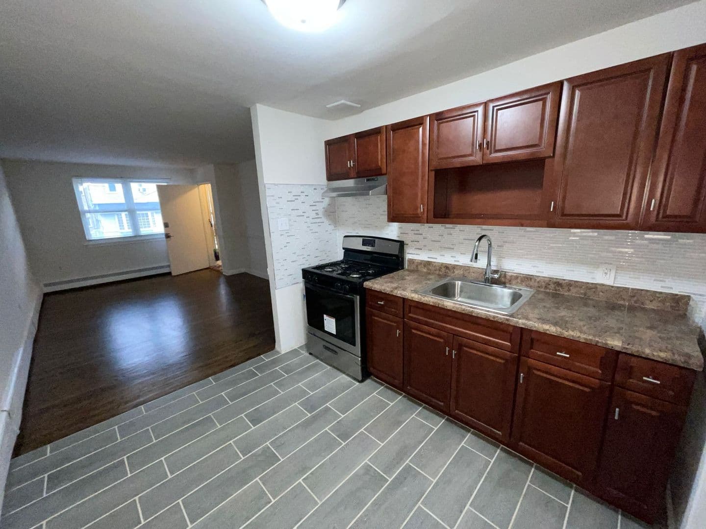 Philadelphia Multiplex: 6430 1/2 Tulip Street