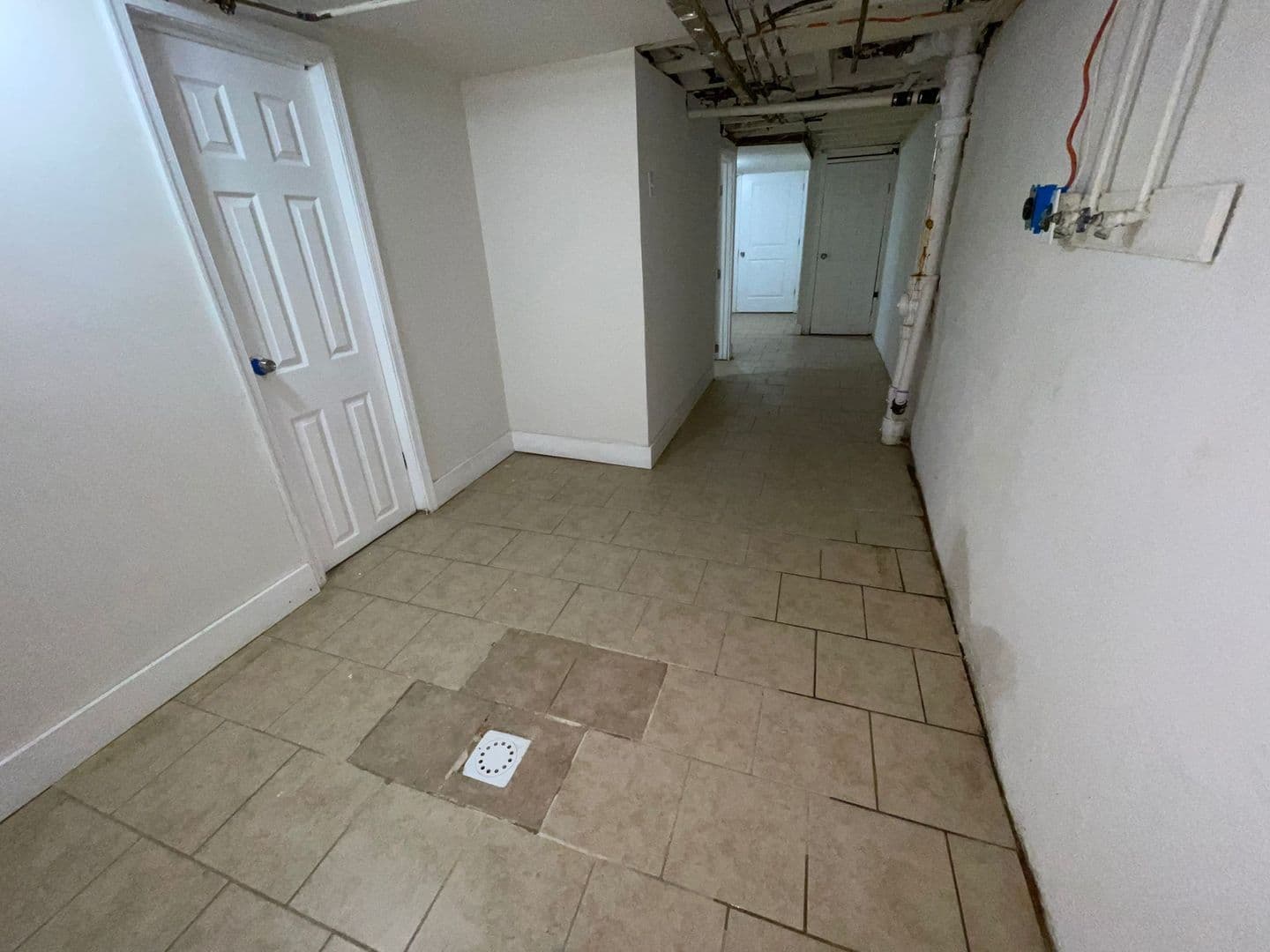 Philadelphia Multiplex: 6430 1/2 Tulip Street