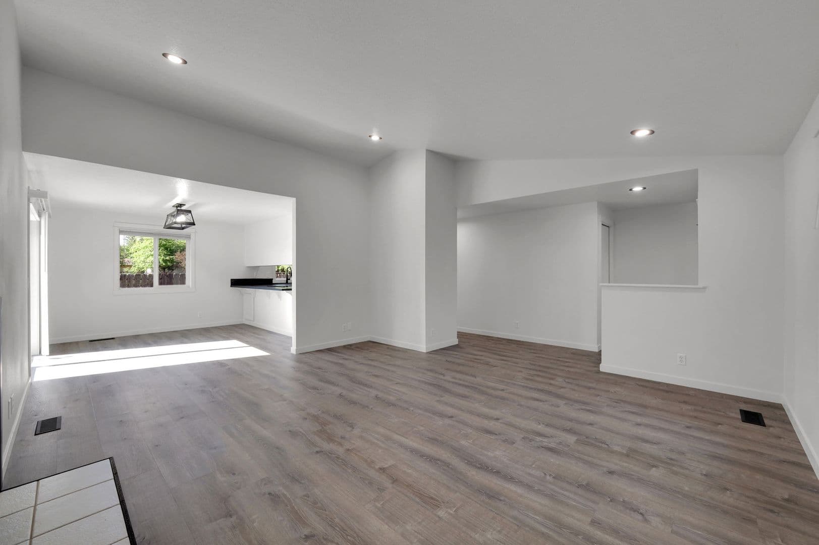 Eugene House: 2170 Crescent Ave.