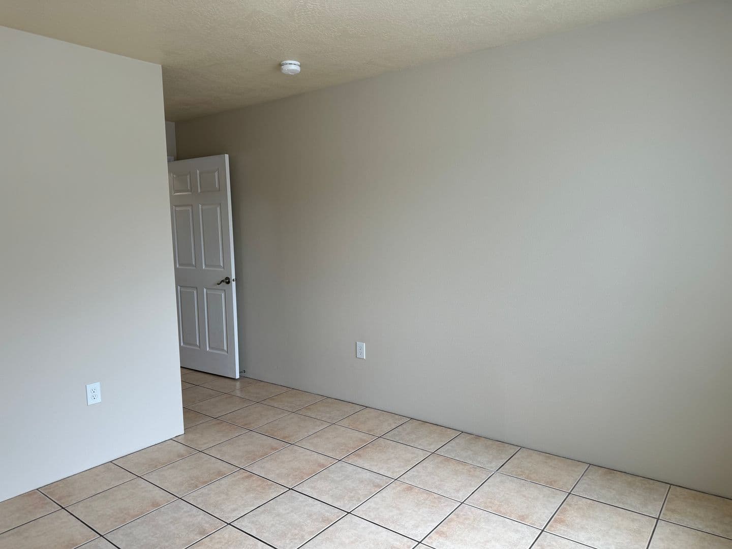 Springfield House: 4195 Glacier View Dr.