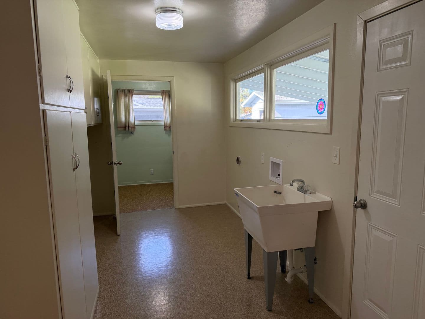 Eugene House: 3135 W 14th Ave
