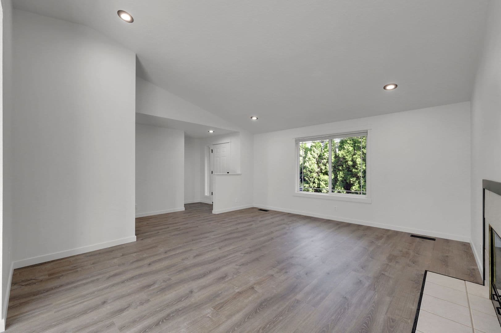 Eugene House: 2170 Crescent Ave.