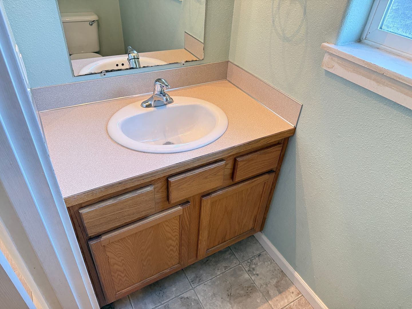 Springfield House: 5941 Aster St