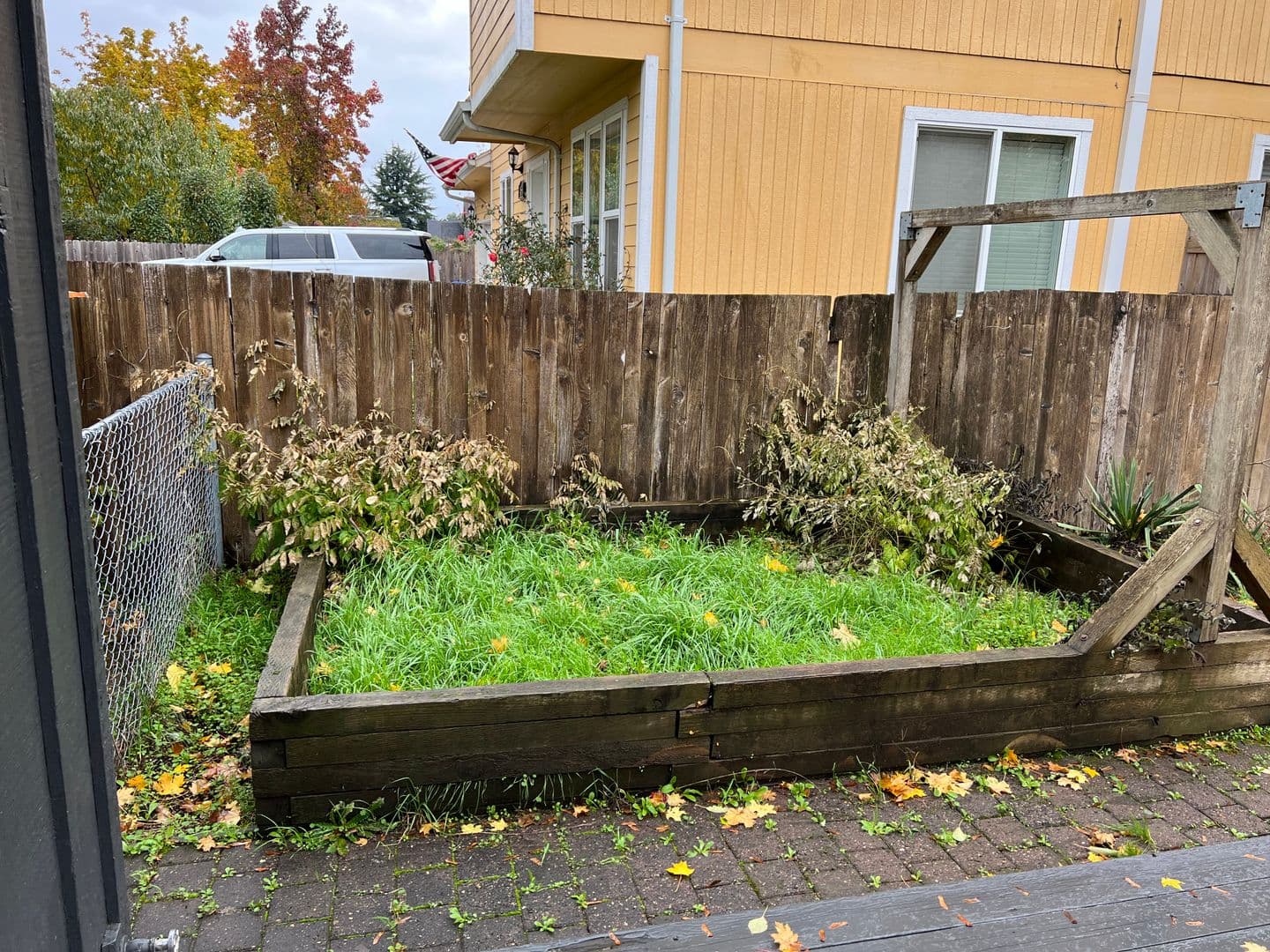 Eugene House: 4672 Royal Ave