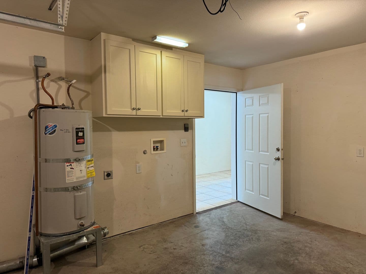 Springfield House: 4195 Glacier View Dr.