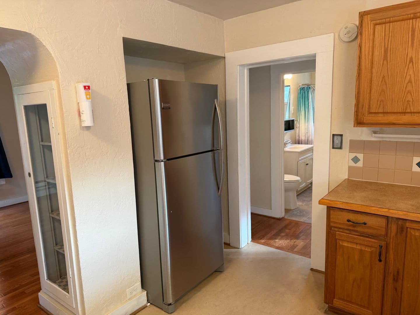 Eugene House: 1136 W 8th Ave