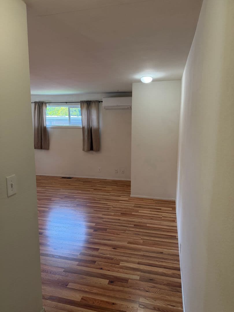 Eugene House: 3135 W 14th Ave