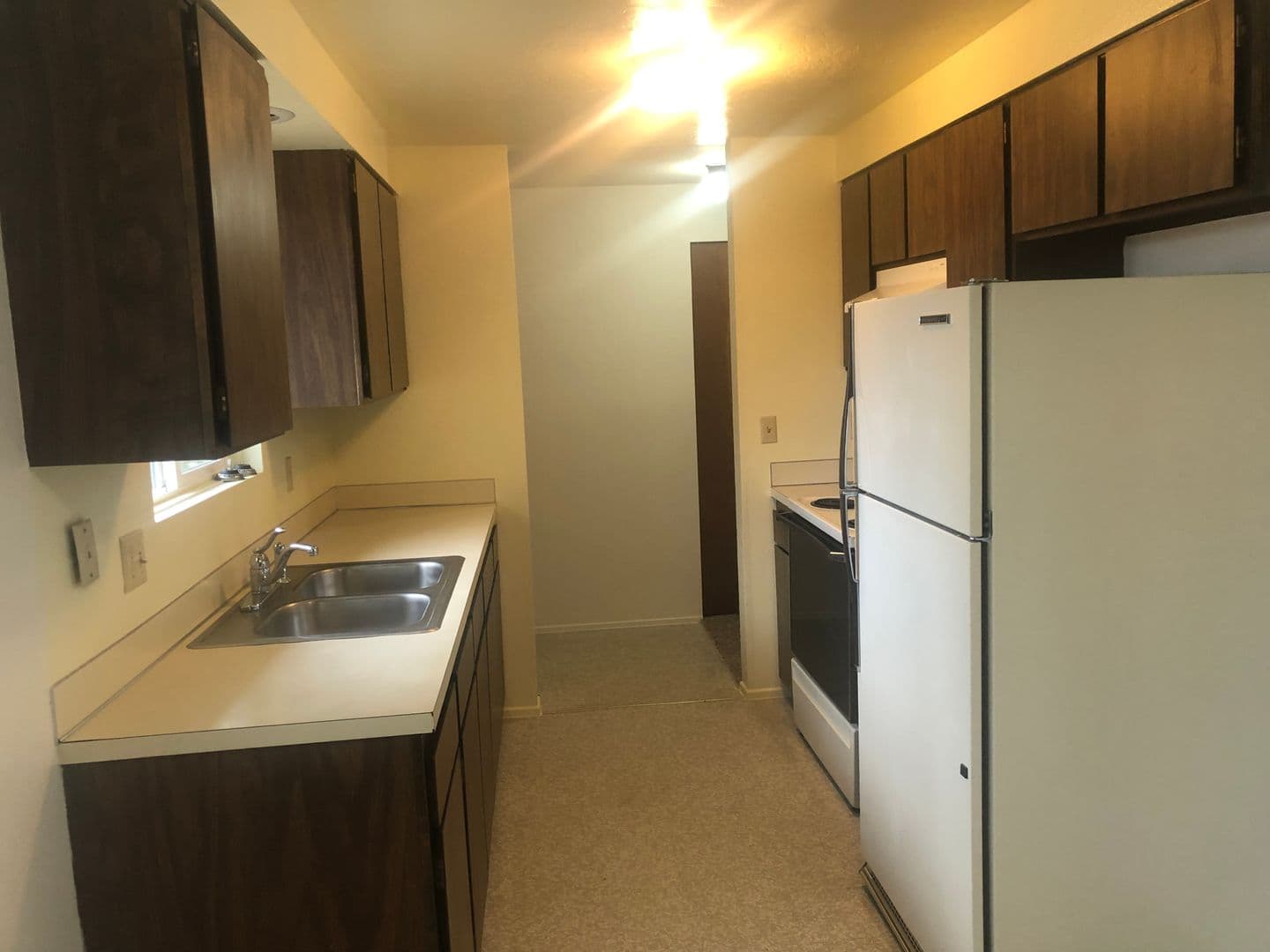 Springfield House: 4548 Daisy St.