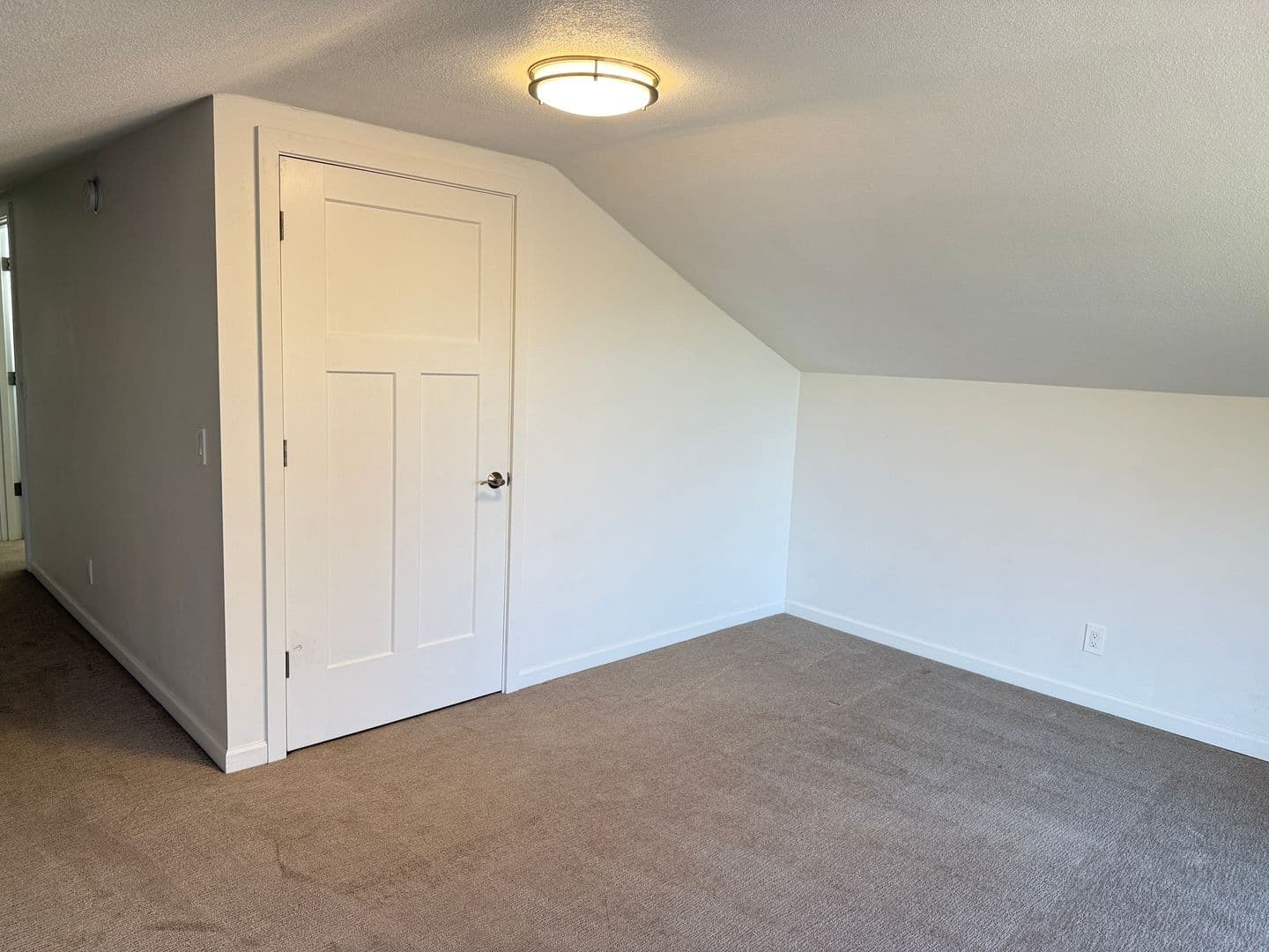 Eugene House: 2105 Washington St.