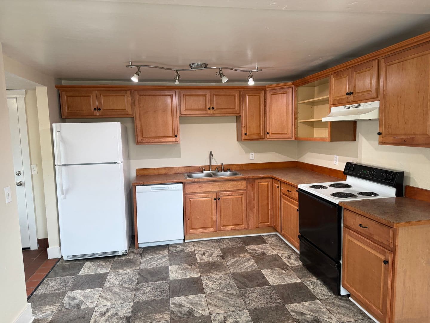 Springfield House: 3614 E St