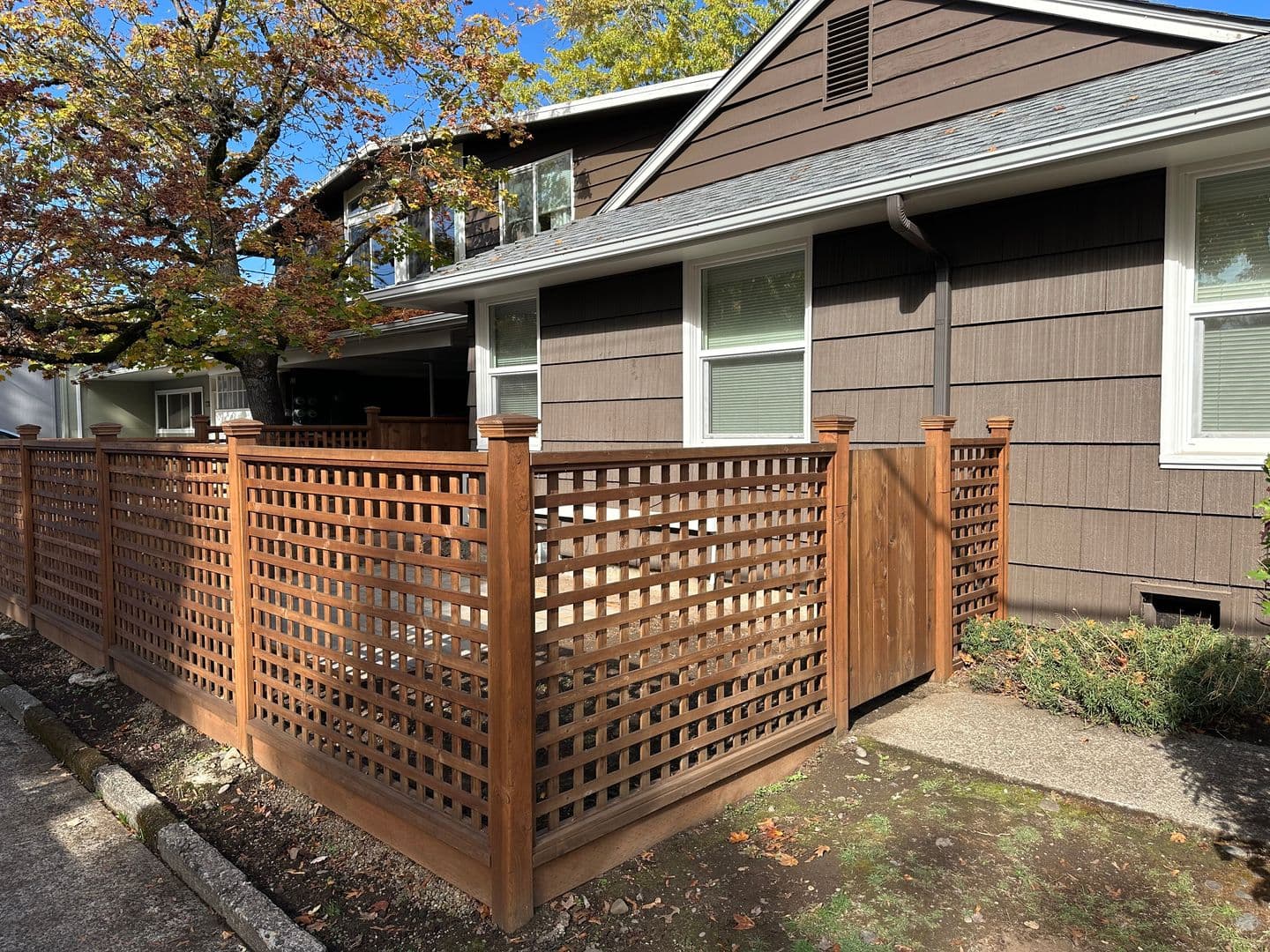 Eugene House: 2490 Alder St.