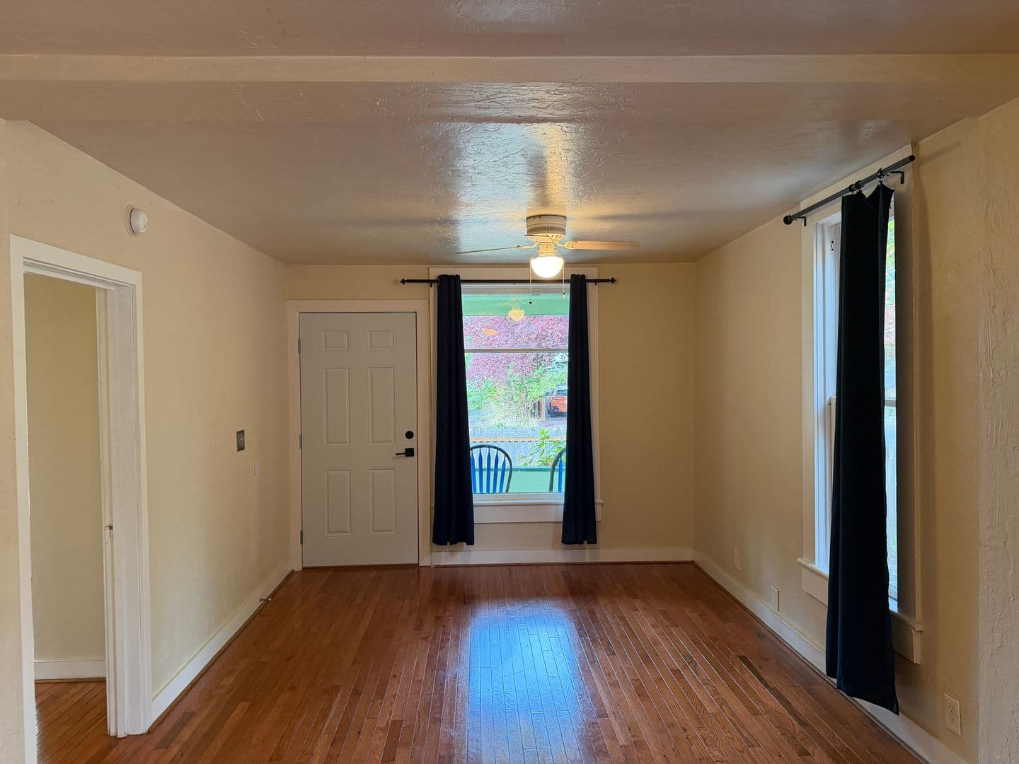 Eugene House: 1136 W 8th Ave
