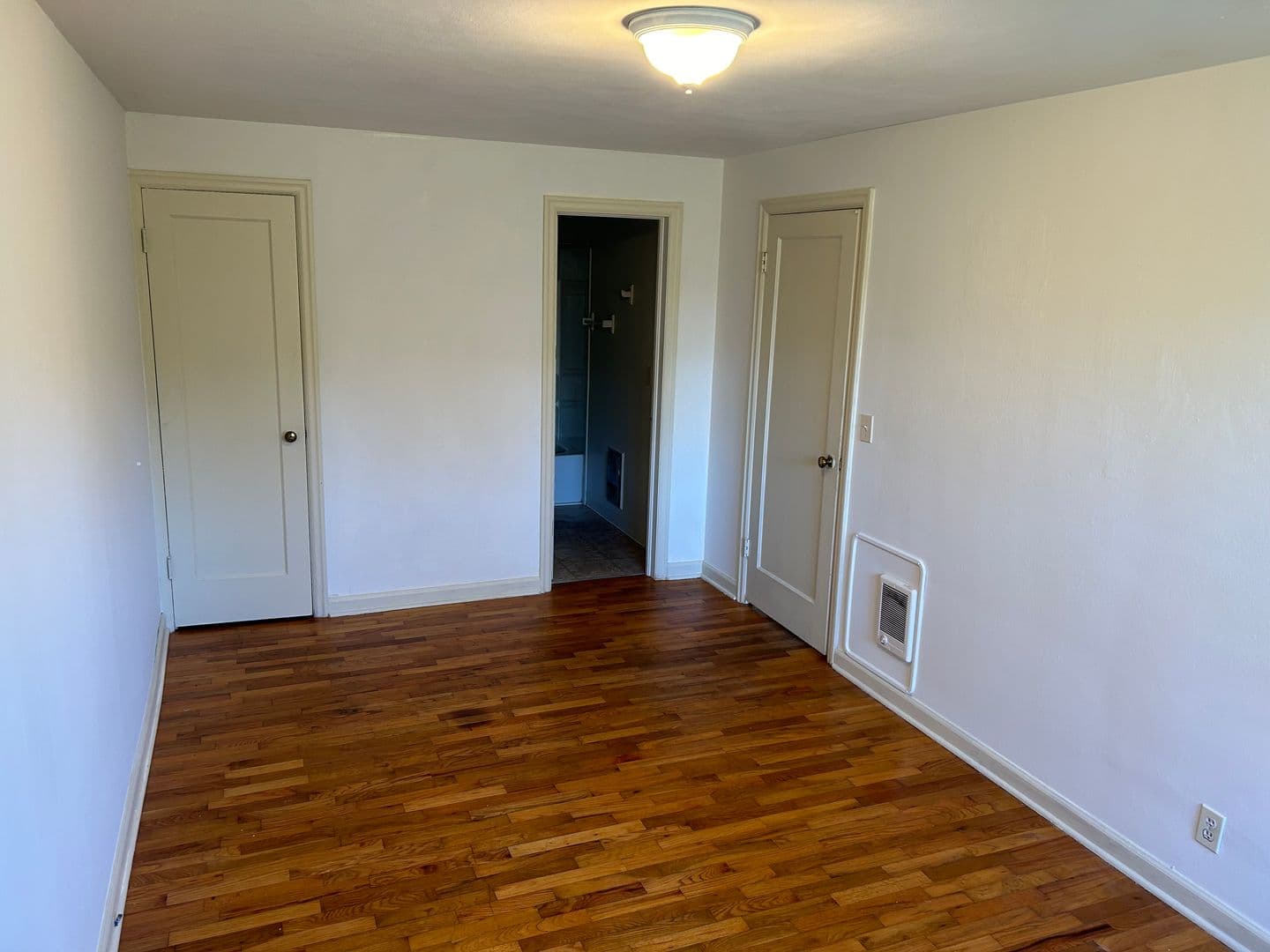 Eugene House: 1209 Coburg Rd.