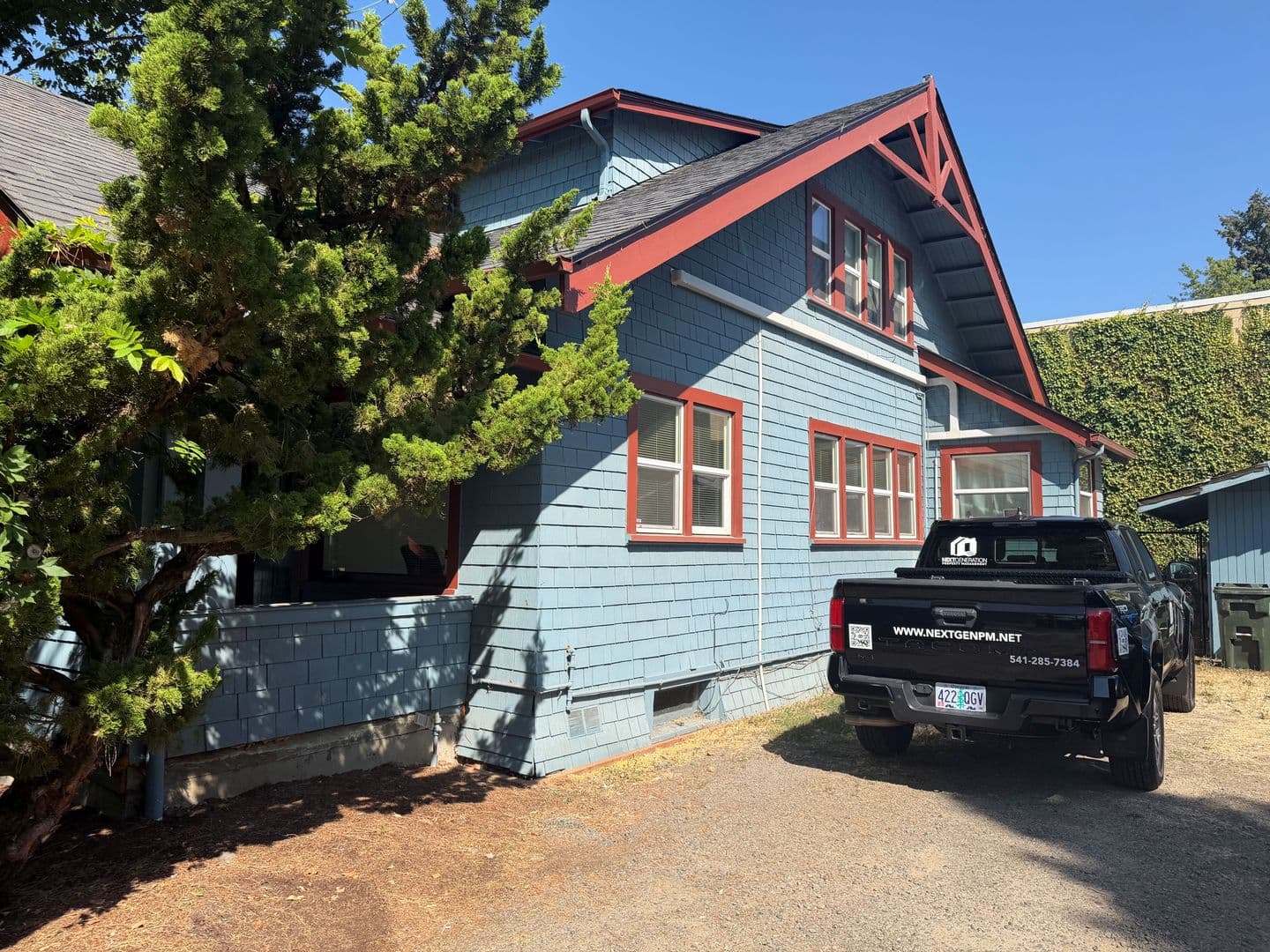 Eugene House: 245 West 13th Ave.