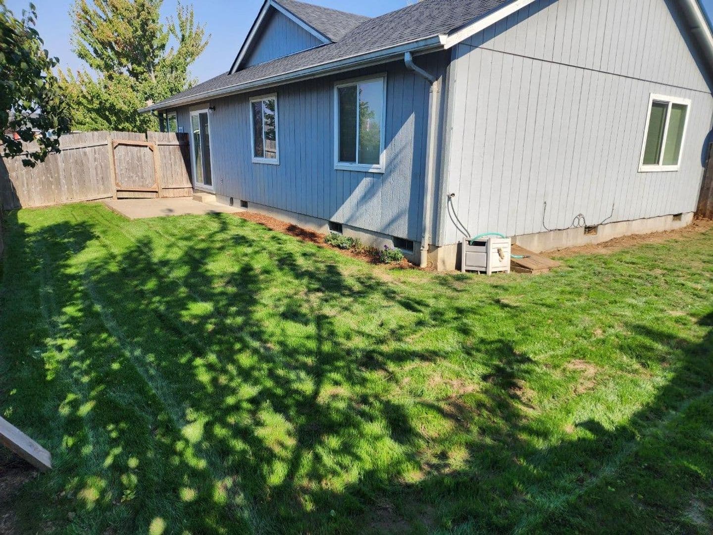 Creswell House: 115 Blue Jay Loop