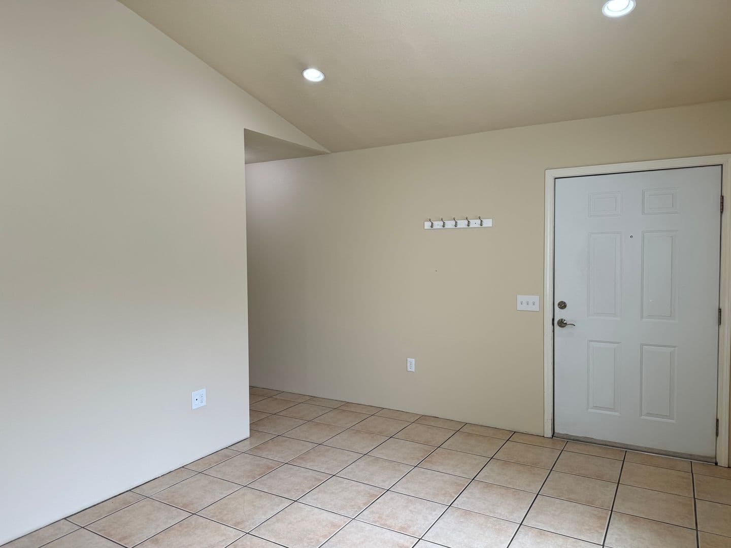 Springfield House: 4195 Glacier View Dr.