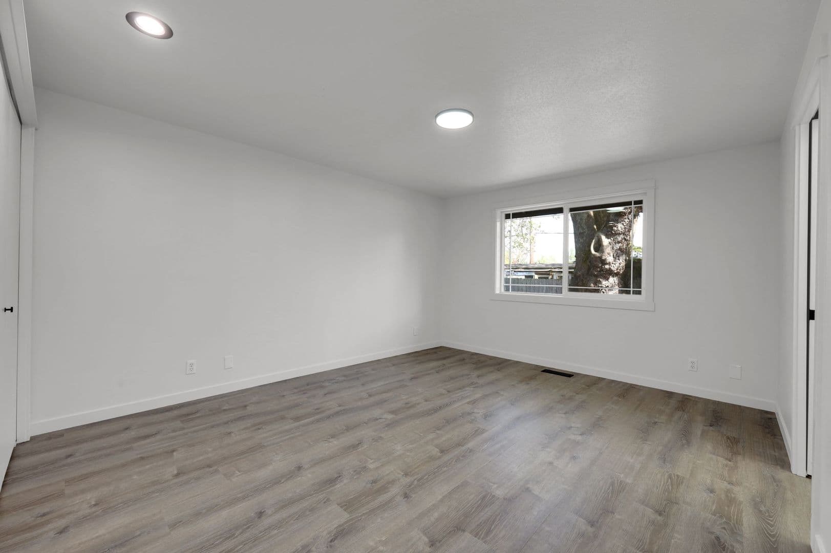 Eugene House: 2170 Crescent Ave.