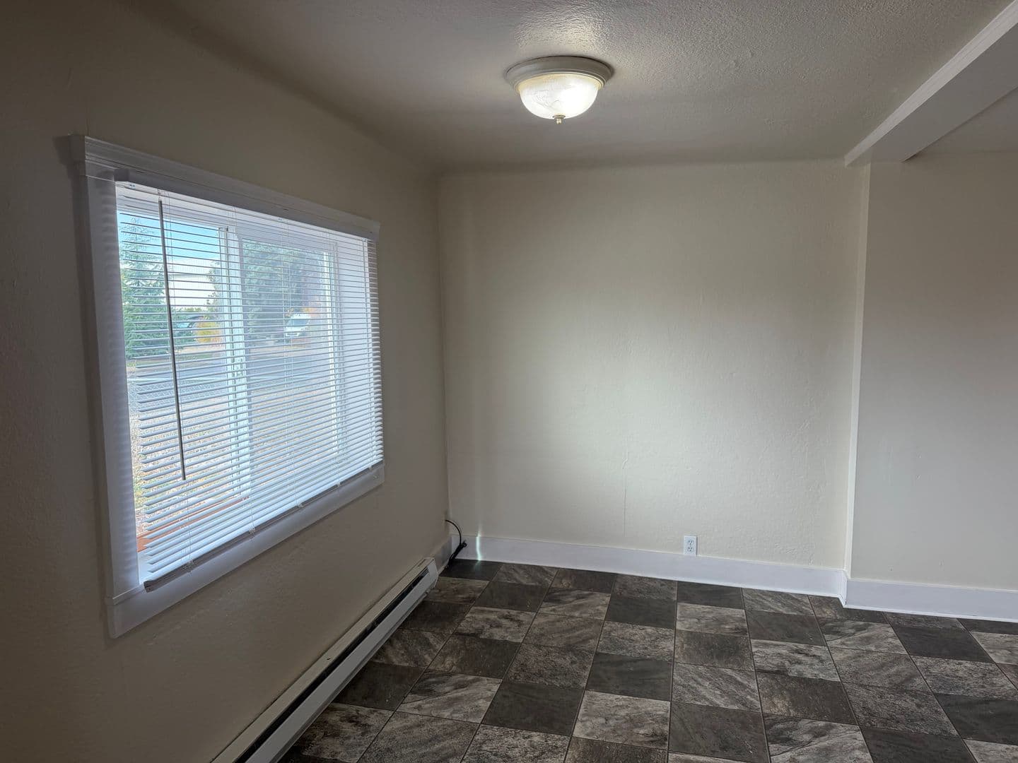 Springfield House: 3614 E St
